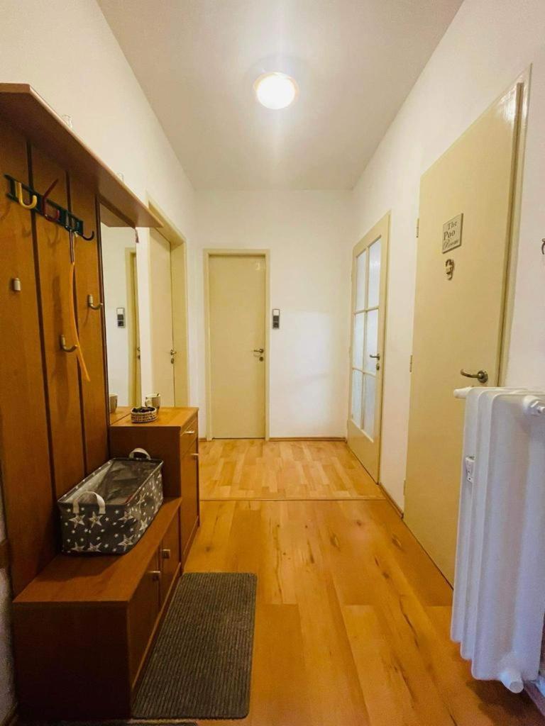 Lovely 2Bdr In Center, Wifi & Self-Check In 브라티슬라바 외부 사진